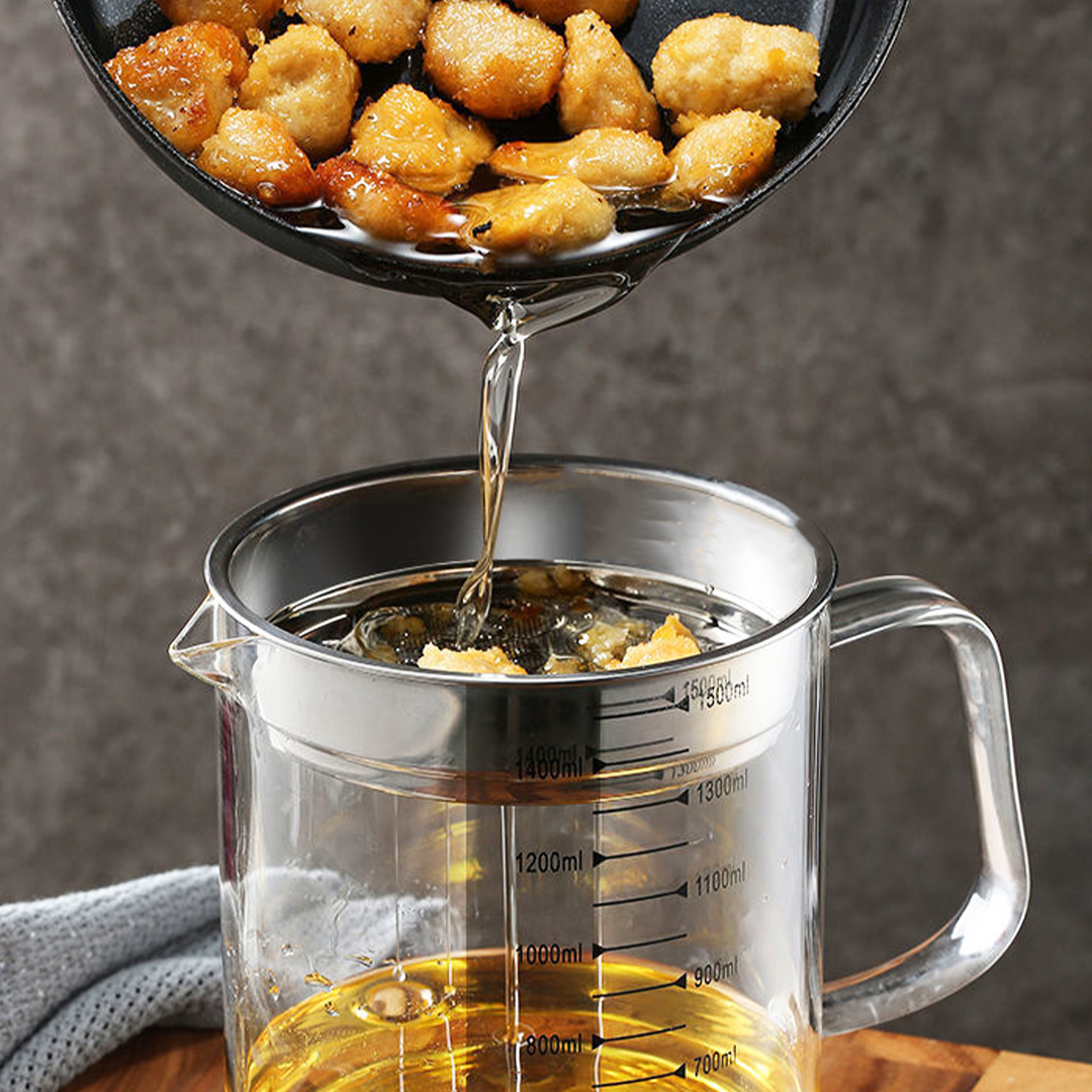 ABURI - Oil Pot 1,5L dengan Filter Tempat Penyimpanan Minyak Kaca Borosilikat dengan Tutup Handle