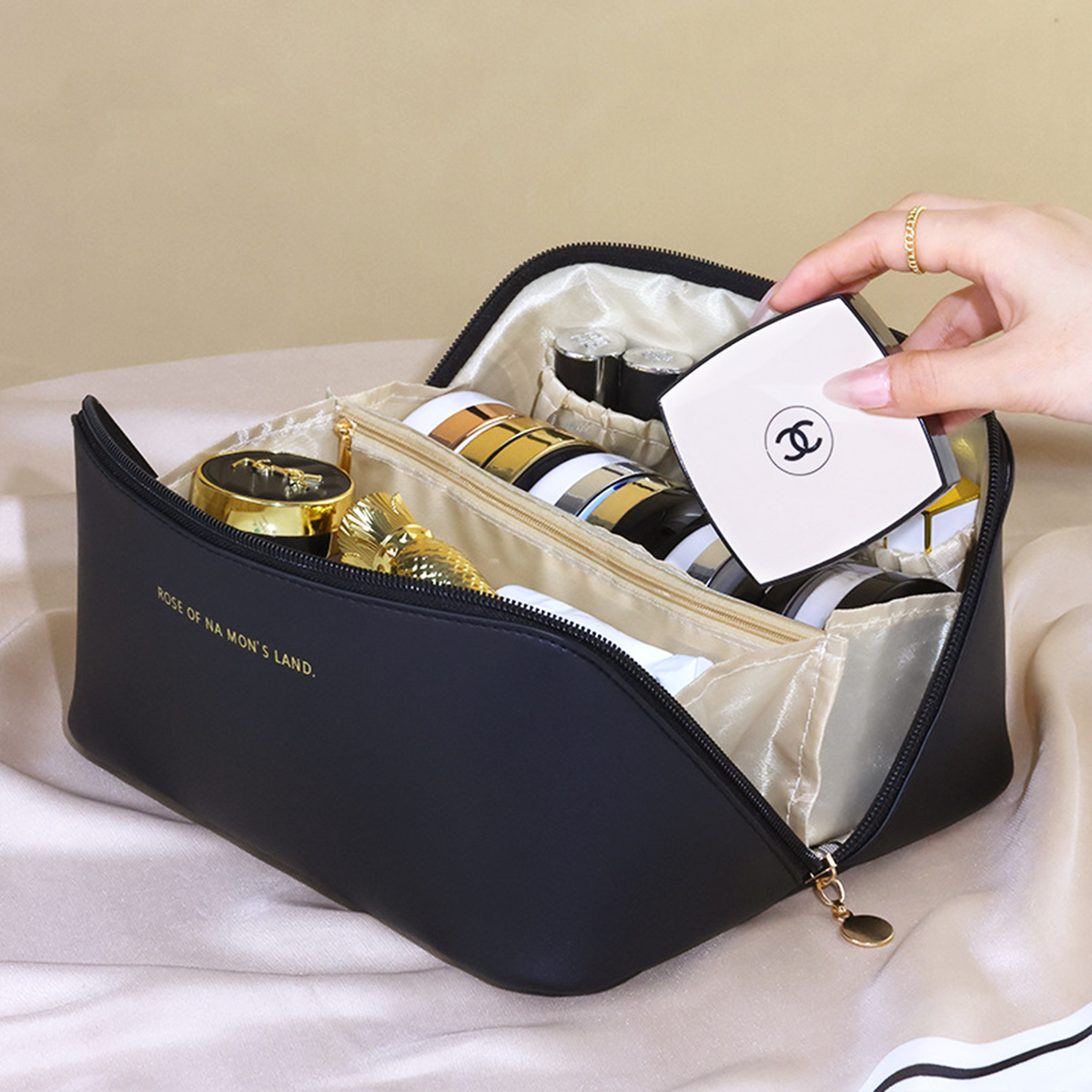 NARI - Tas Make Up Travel Jumbo Toiletries Skincare Pillow Bag Waterproof