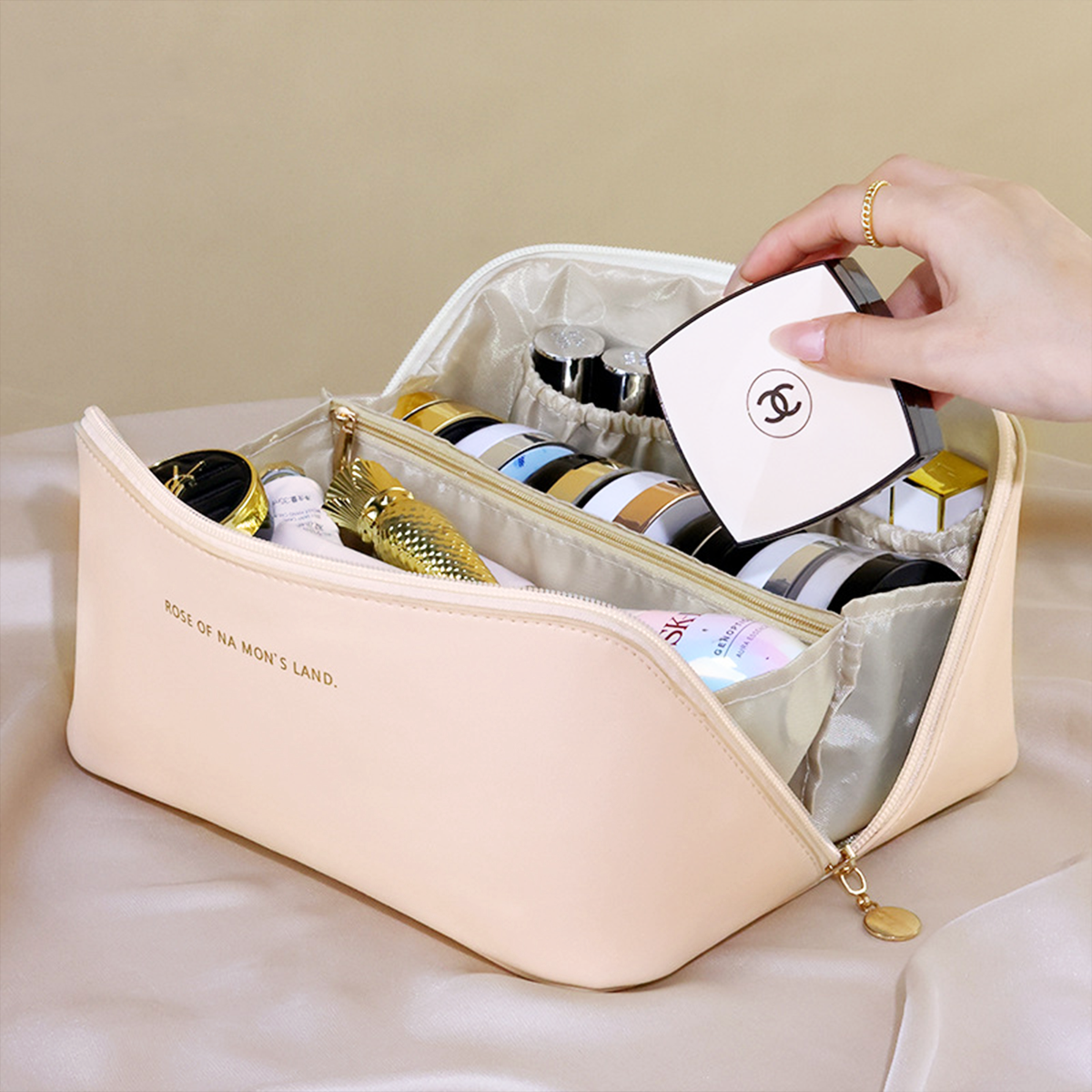NARI - Tas Make Up Travel Jumbo Toiletries Skincare Pillow Bag Waterproof