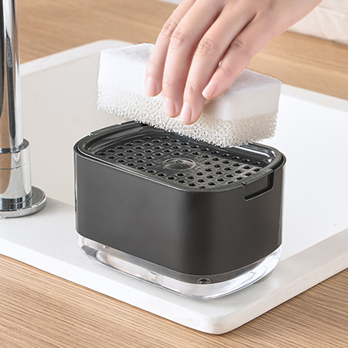 ONJI  - Dispenser Sabun Spons Tekan Busa