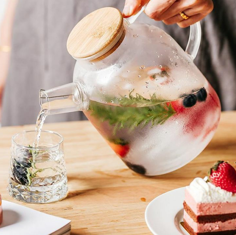 PIKA - Teko kaca Pitcher tahan panas dingin 1,6L