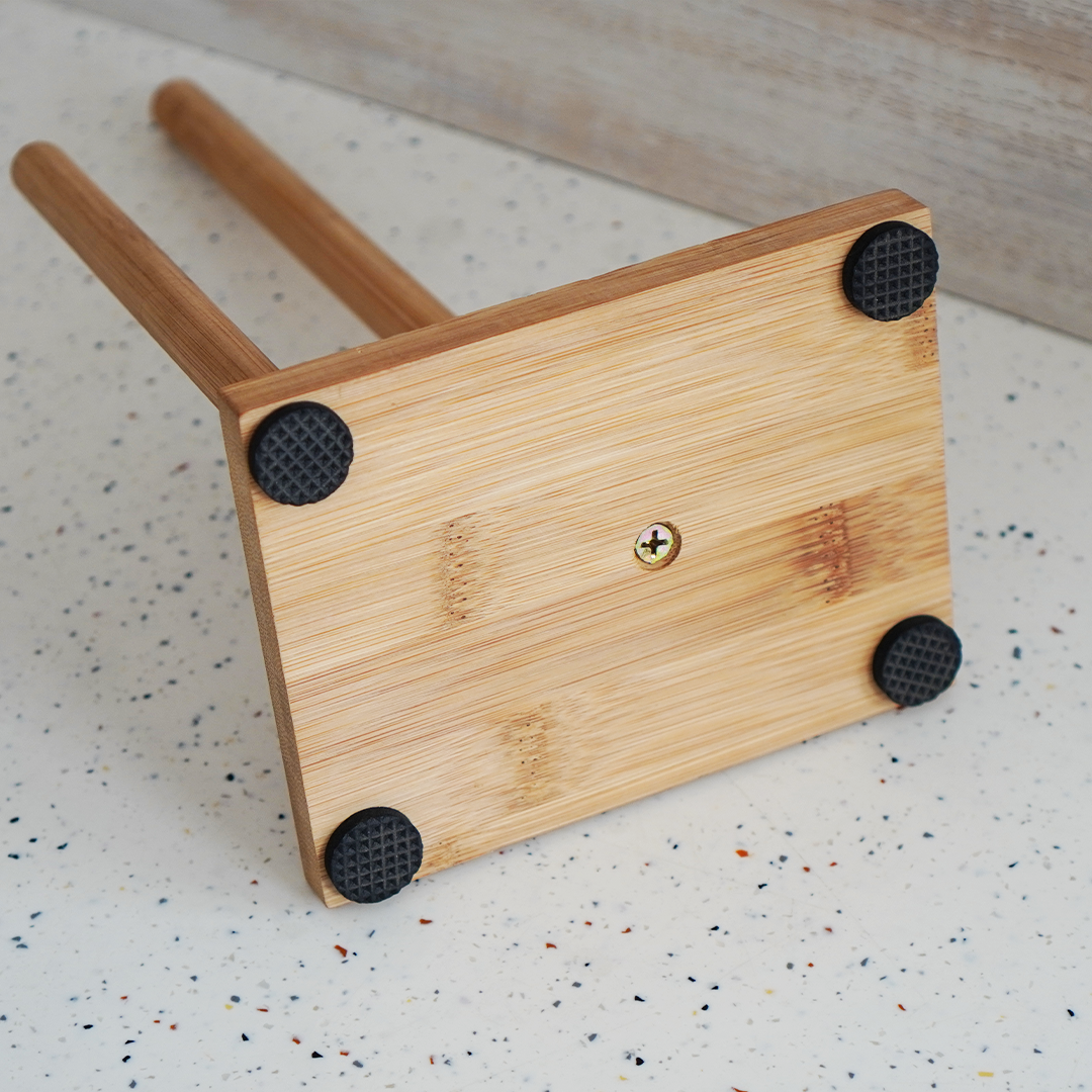 PORU - Tiang Kayu Standing Tempat Tisu Roll Dapur Minyak